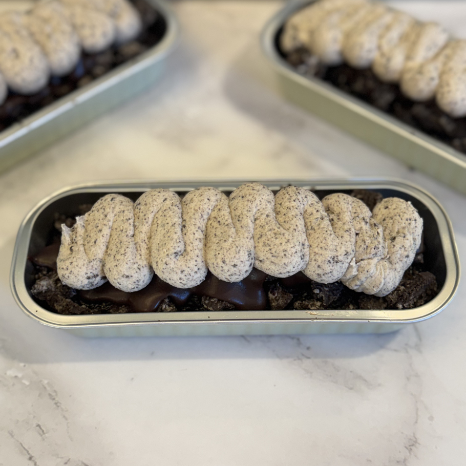 Cookies and Cream Chocolate Cake