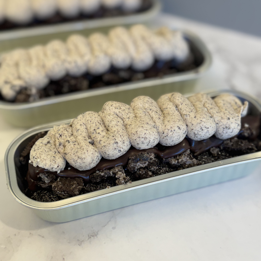 Cookies and Cream Chocolate Cake