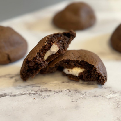 Marshmallow Stuffed Double Chocolate Cookies