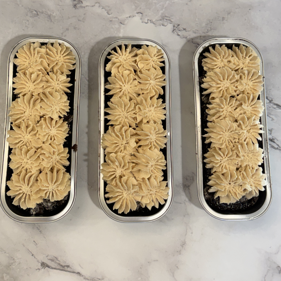 Cookies and Cream Peanut Butter Chocolate Cake