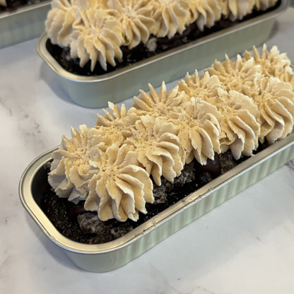 Cookies and Cream Peanut Butter Chocolate Cake