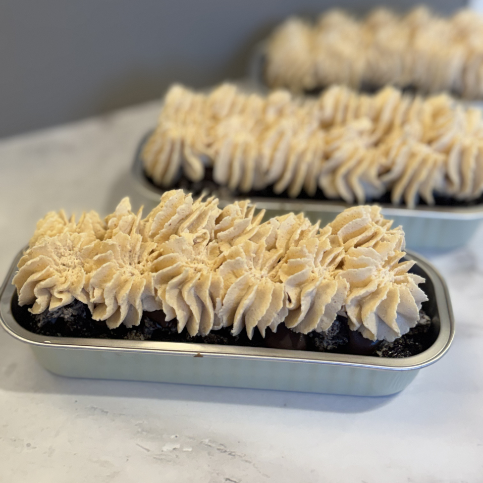 Cookies and Cream Peanut Butter Chocolate Cake